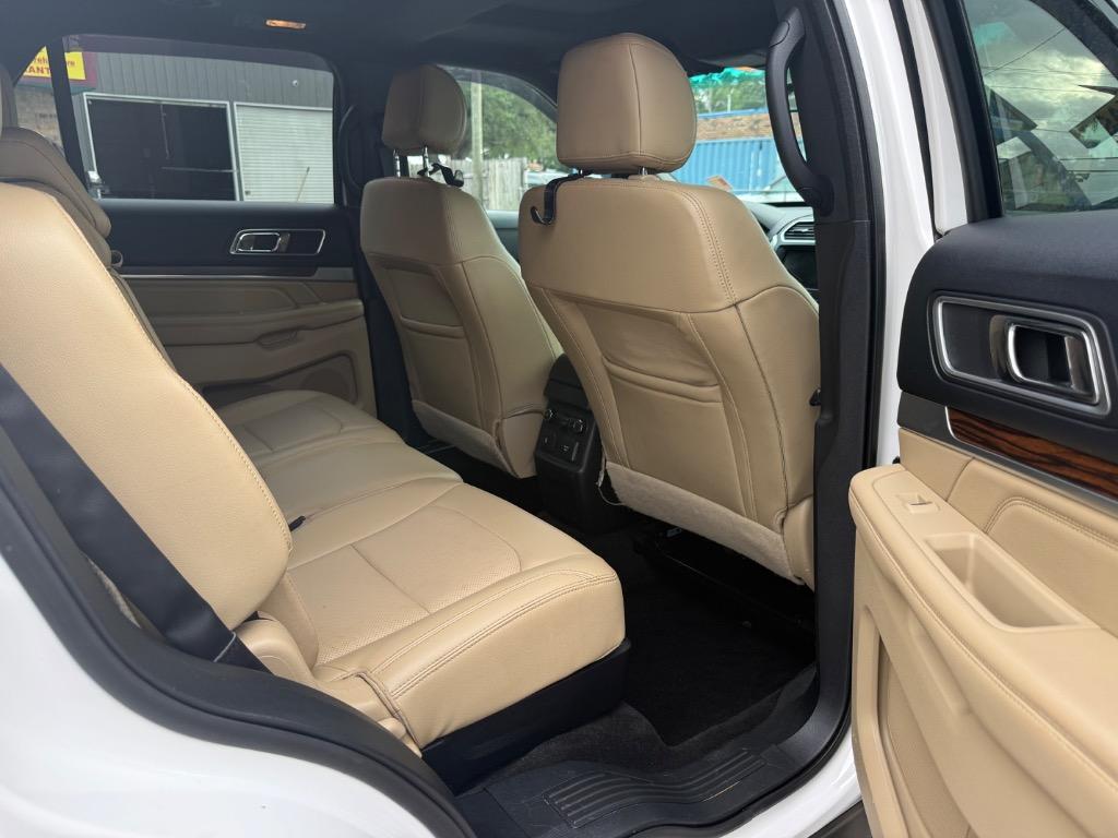 2016 Ford Explorer - $8,995