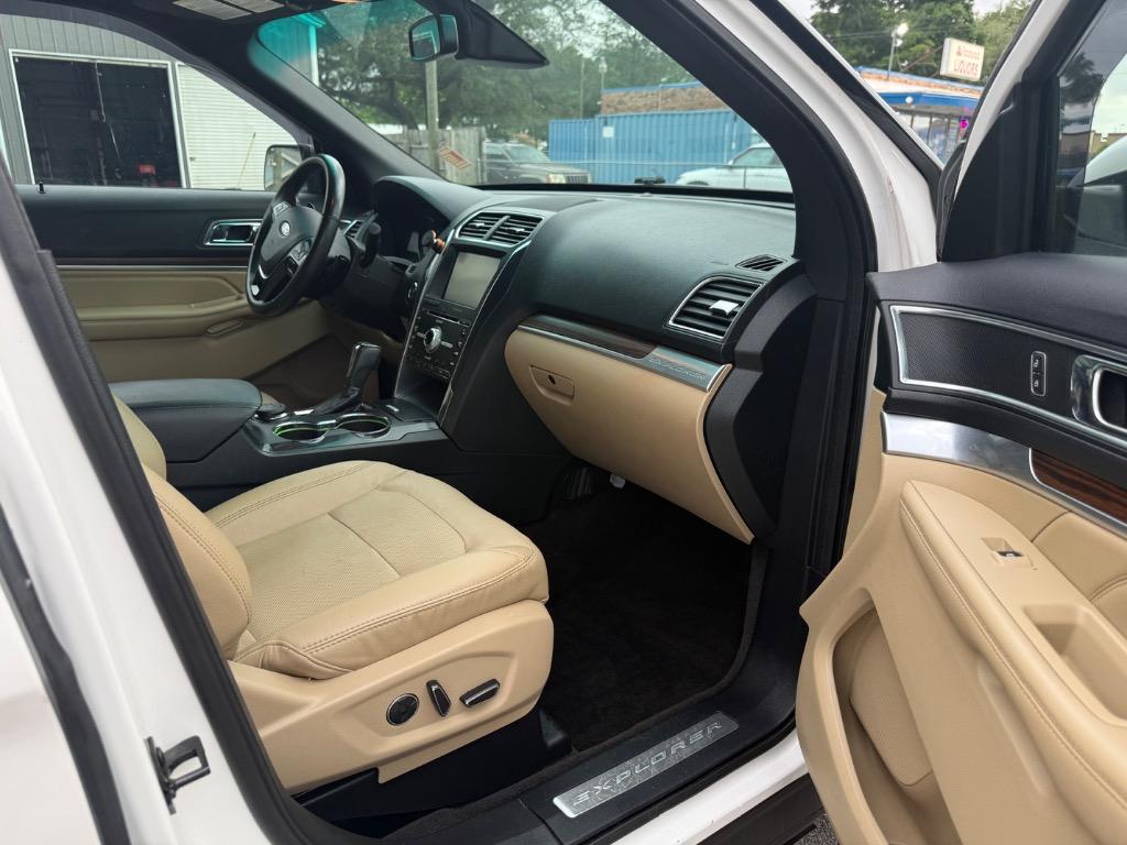 2016 Ford Explorer - $8,995