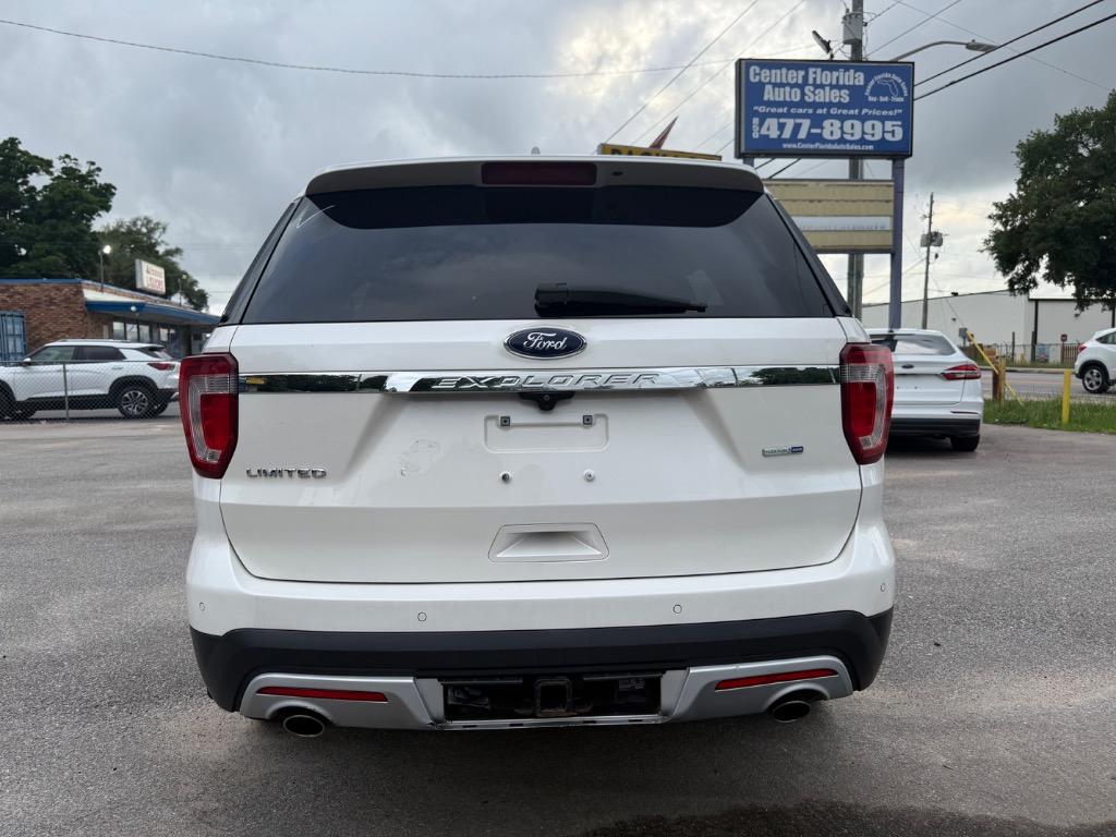 2016 Ford Explorer - $8,995