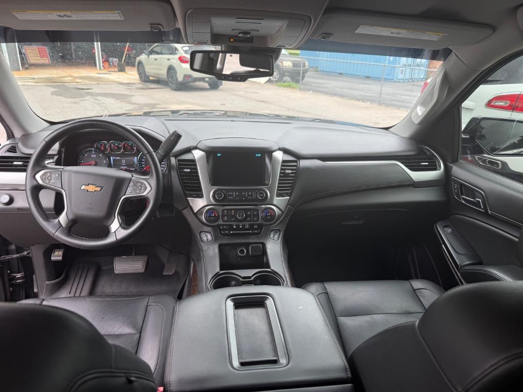 2019 Chevrolet Suburban - $15,995