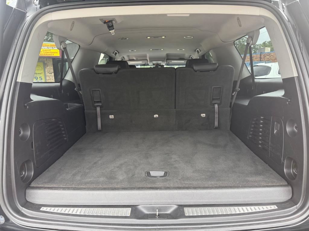 2019 Chevrolet Suburban - $15,995