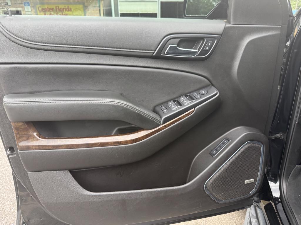 2019 Chevrolet Suburban - $15,995