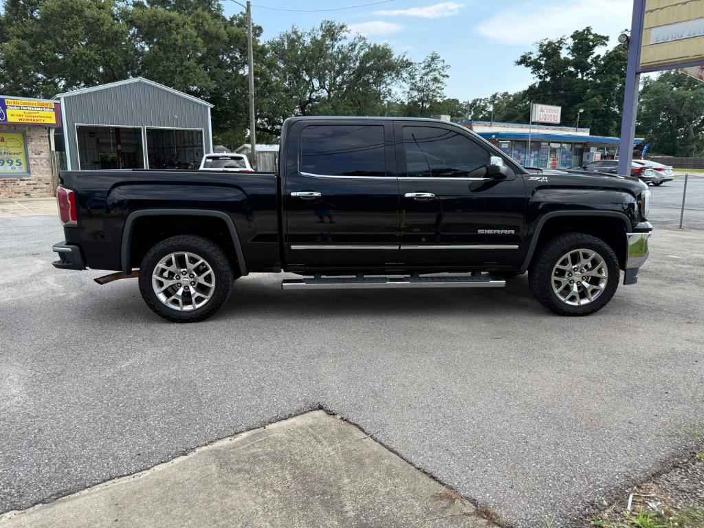 2017 GMC Sierra - $18,995