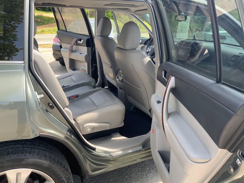 2013 Toyota Highlander Limited photo