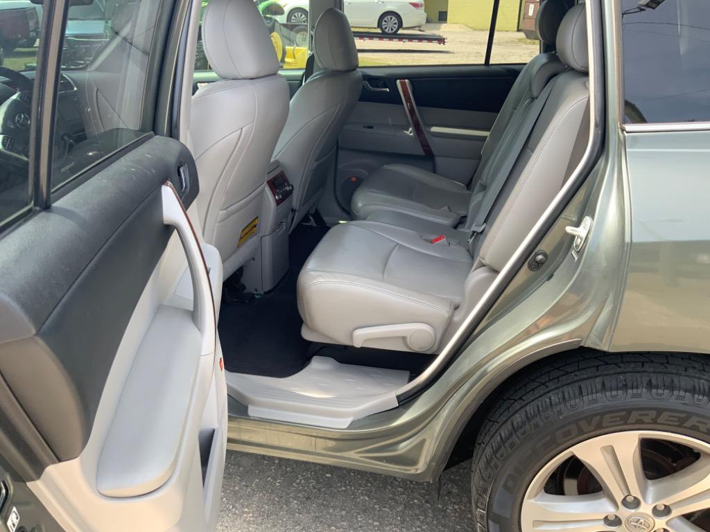 2013 Toyota Highlander Limited photo