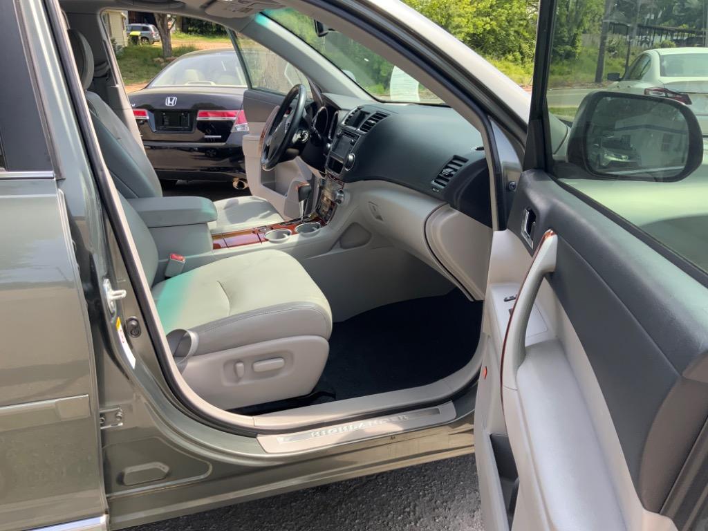 2013 Toyota Highlander Limited photo