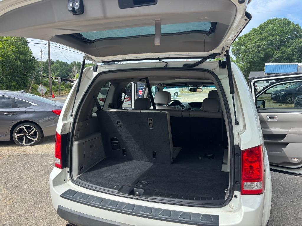 2011 Honda Pilot - $9,495