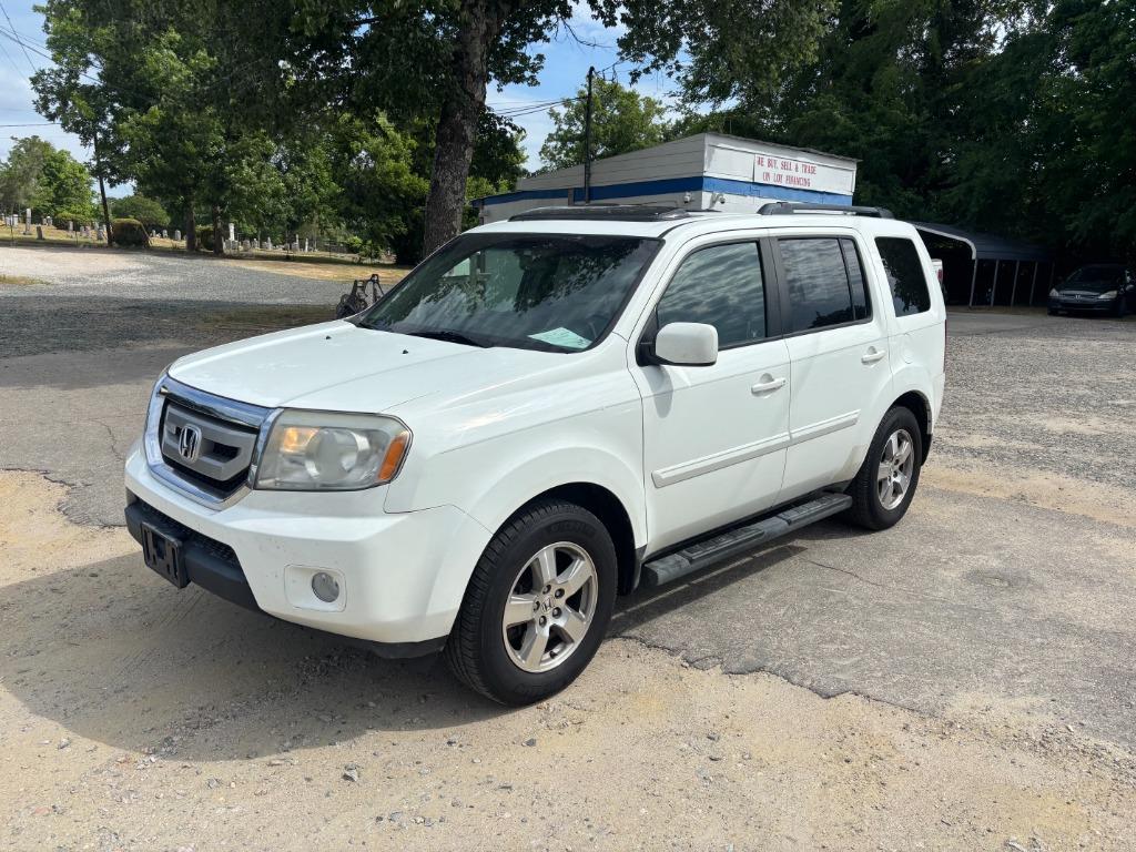 2011 Honda Pilot - $9,495