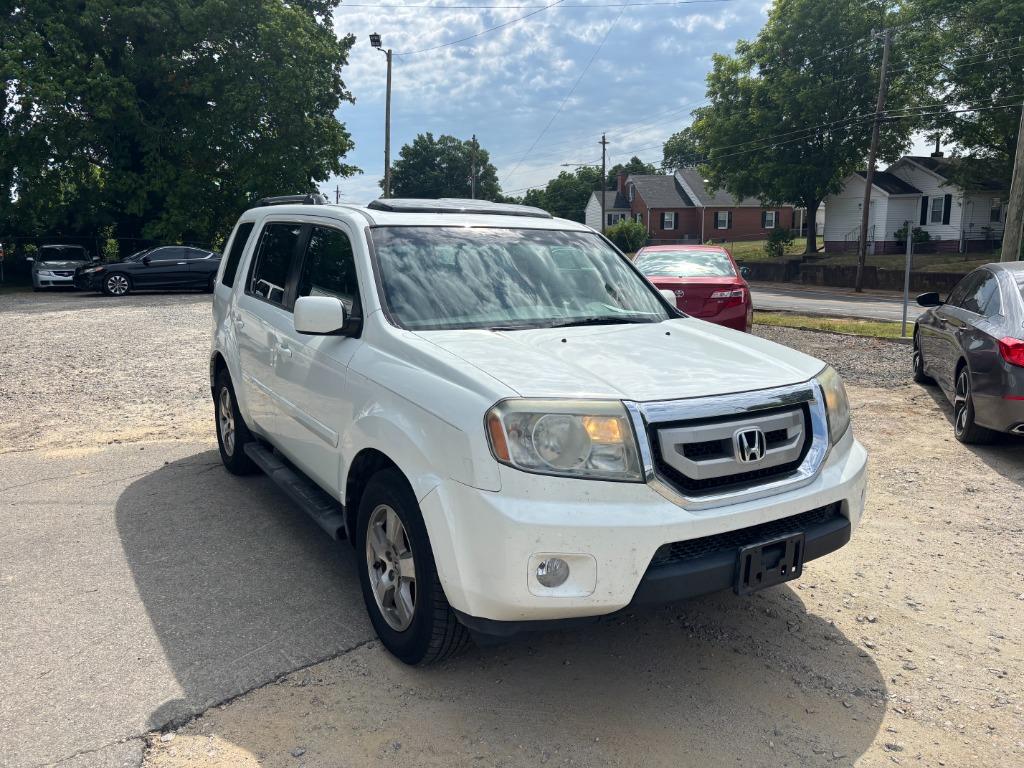 2011 Honda Pilot - $9,495