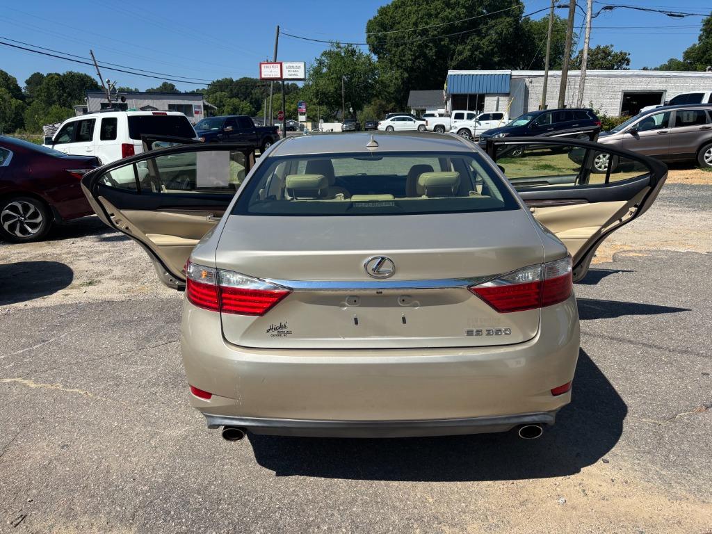 2013 Lexus ES - $13,595