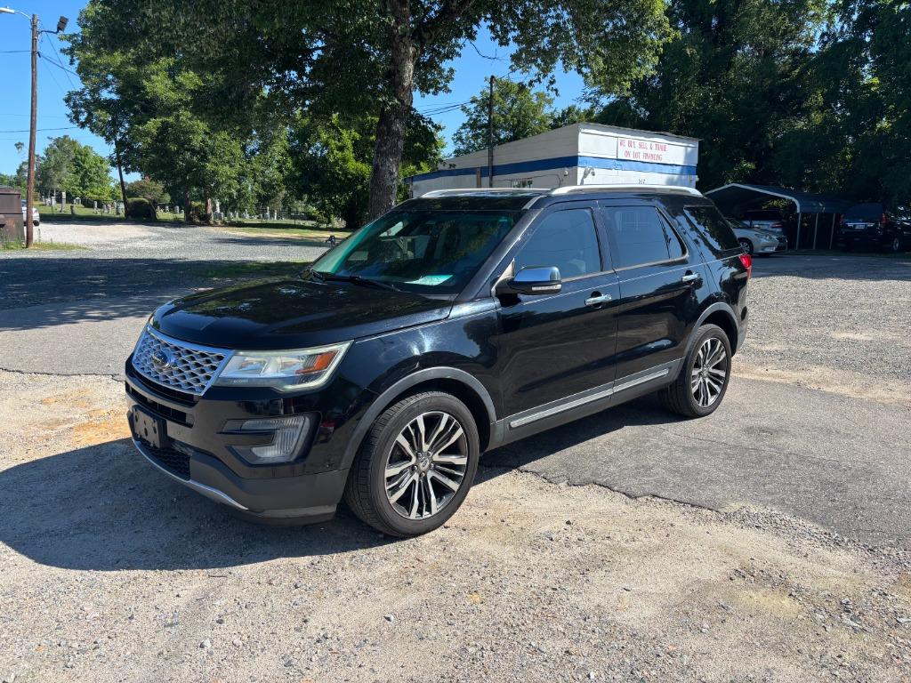 2016 Ford Explorer - $13,995