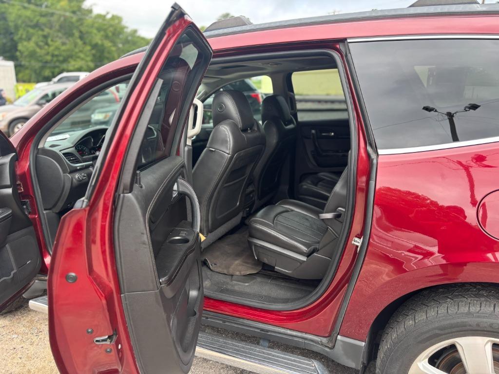 2016 Chevrolet Traverse - $10,995