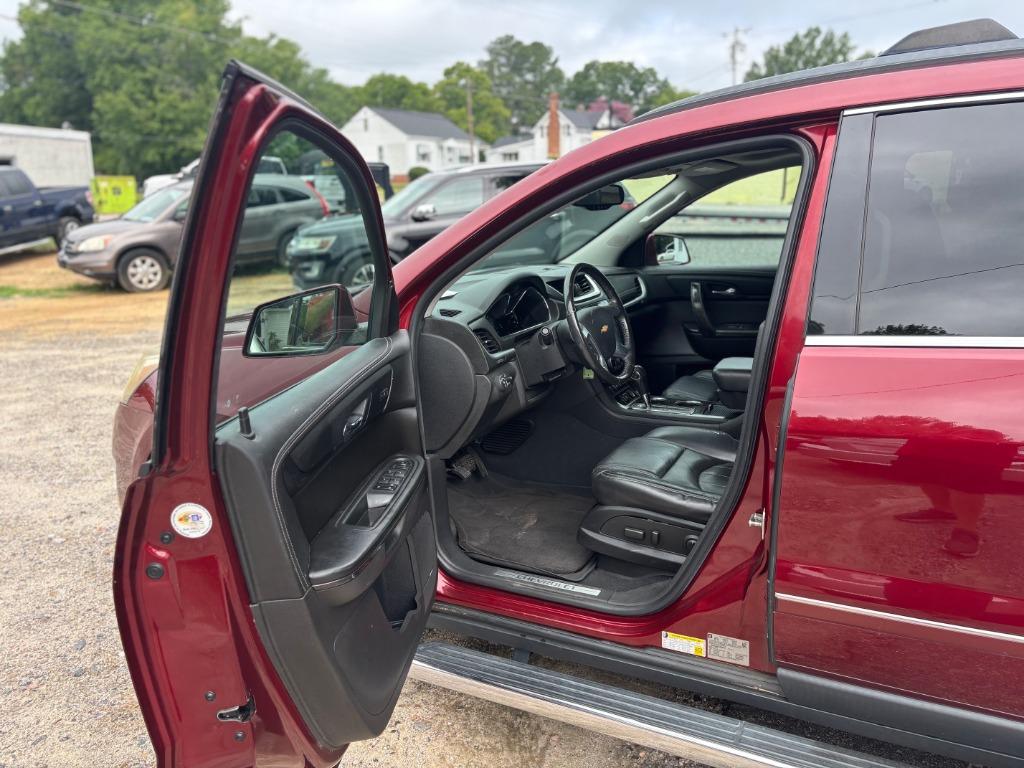 2016 Chevrolet Traverse - $10,995