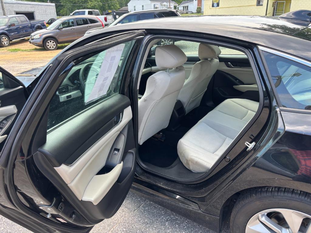 2018 Honda Accord - $12,995