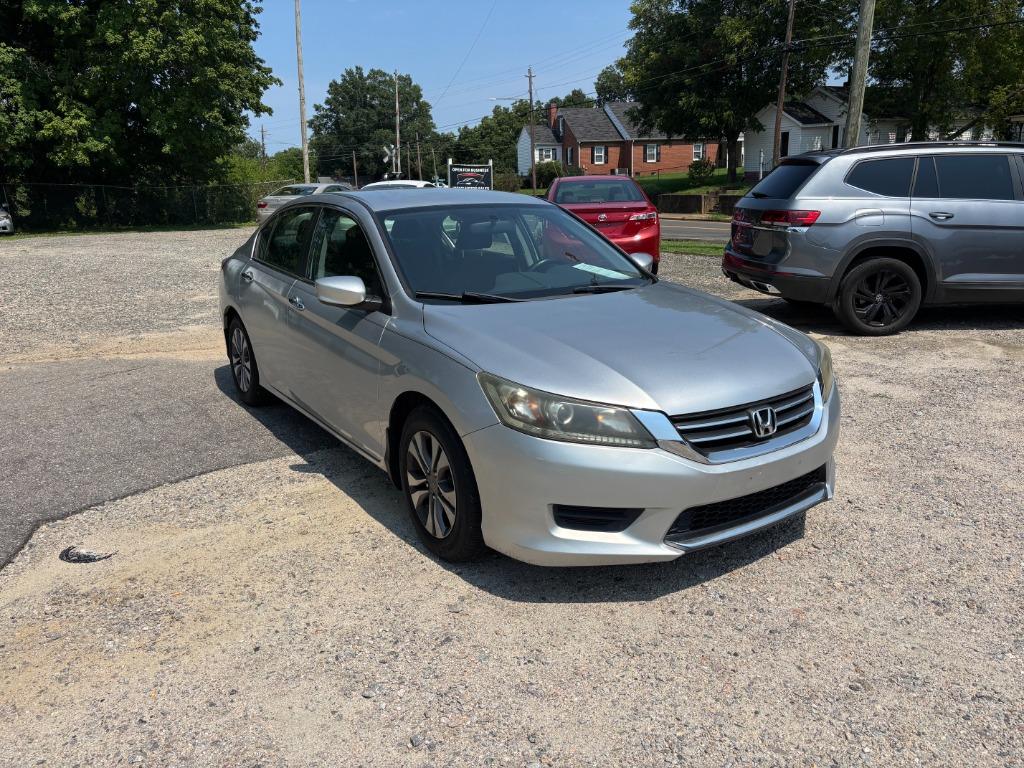2013 Honda Accord - $13,995