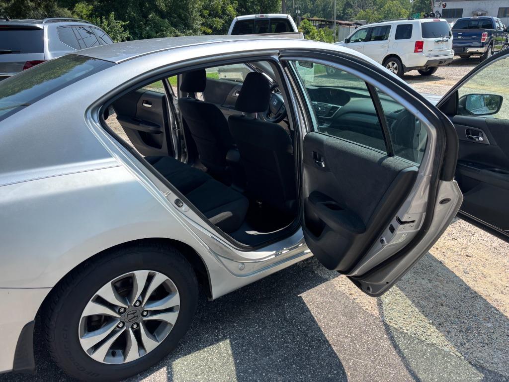 2013 Honda Accord - $13,995
