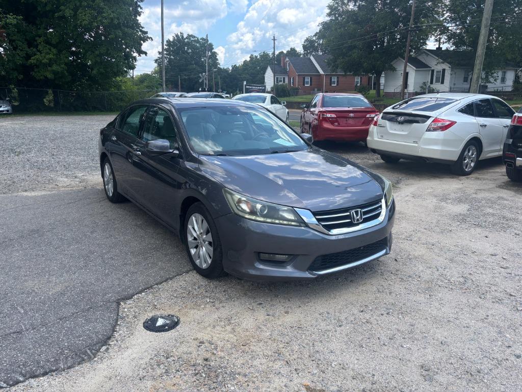 2014 Honda Accord - $11,995