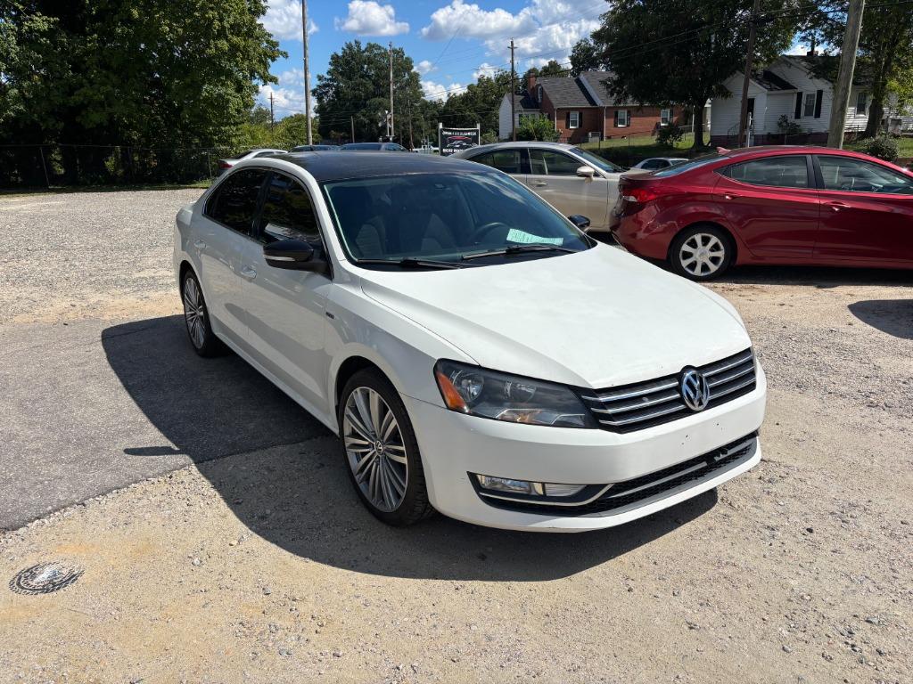 2014 Volkswagen Passat - $7,995