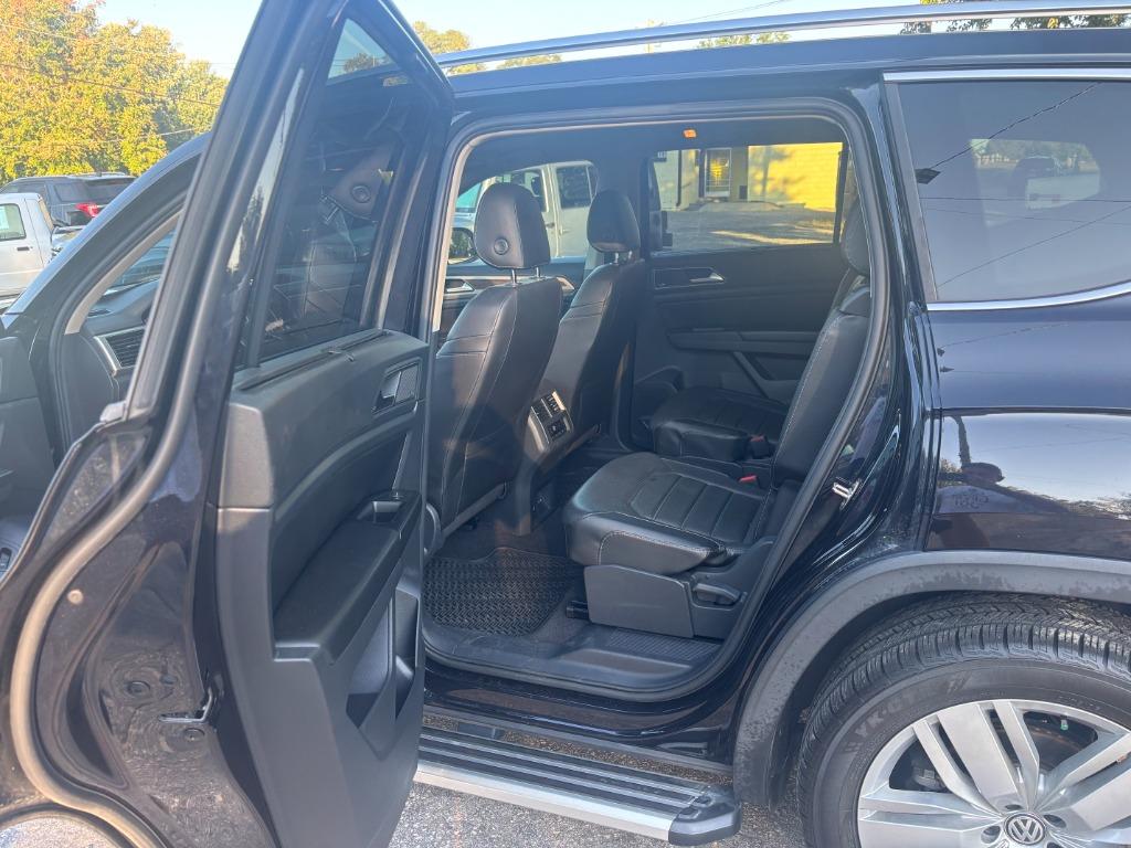 2018 Volkswagen Atlas - $13,995
