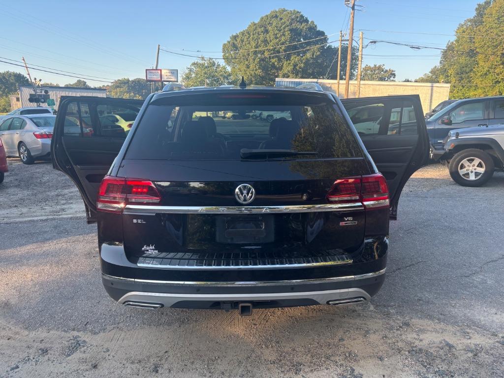 2018 Volkswagen Atlas - $13,995