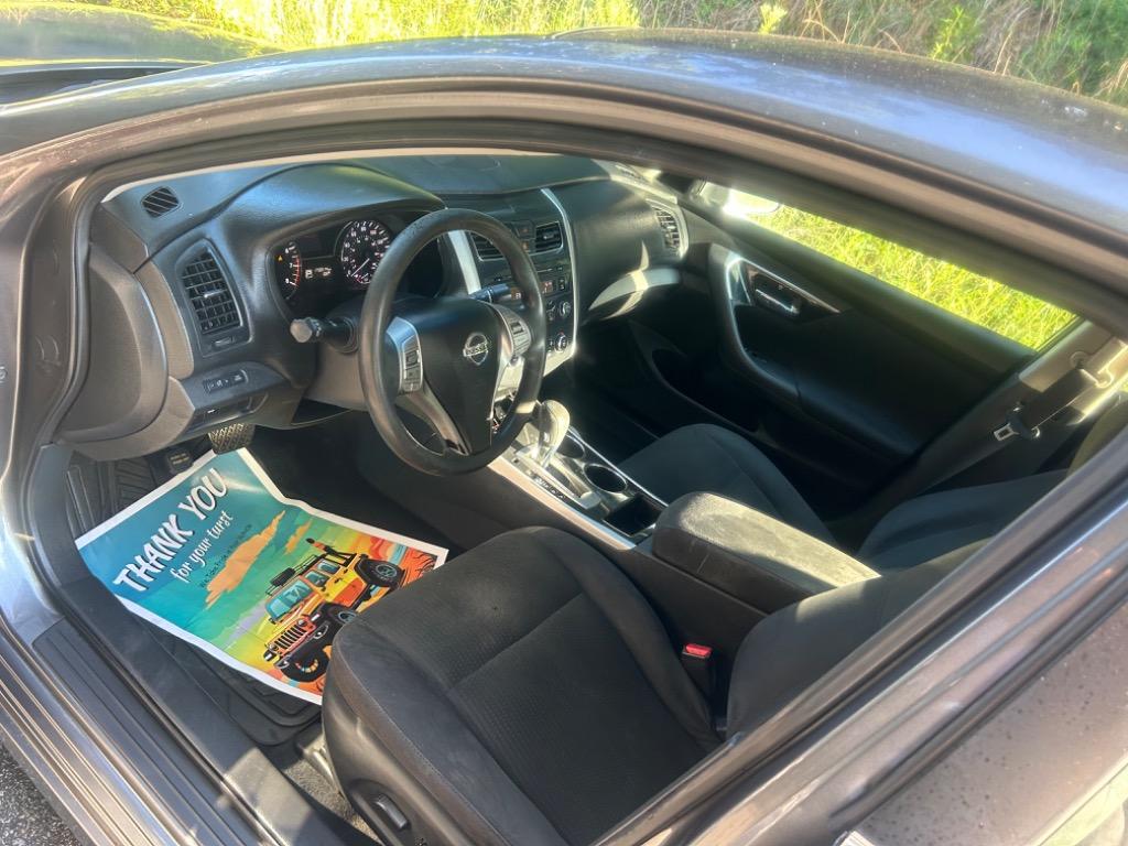 2014 Nissan Altima 2.5 photo