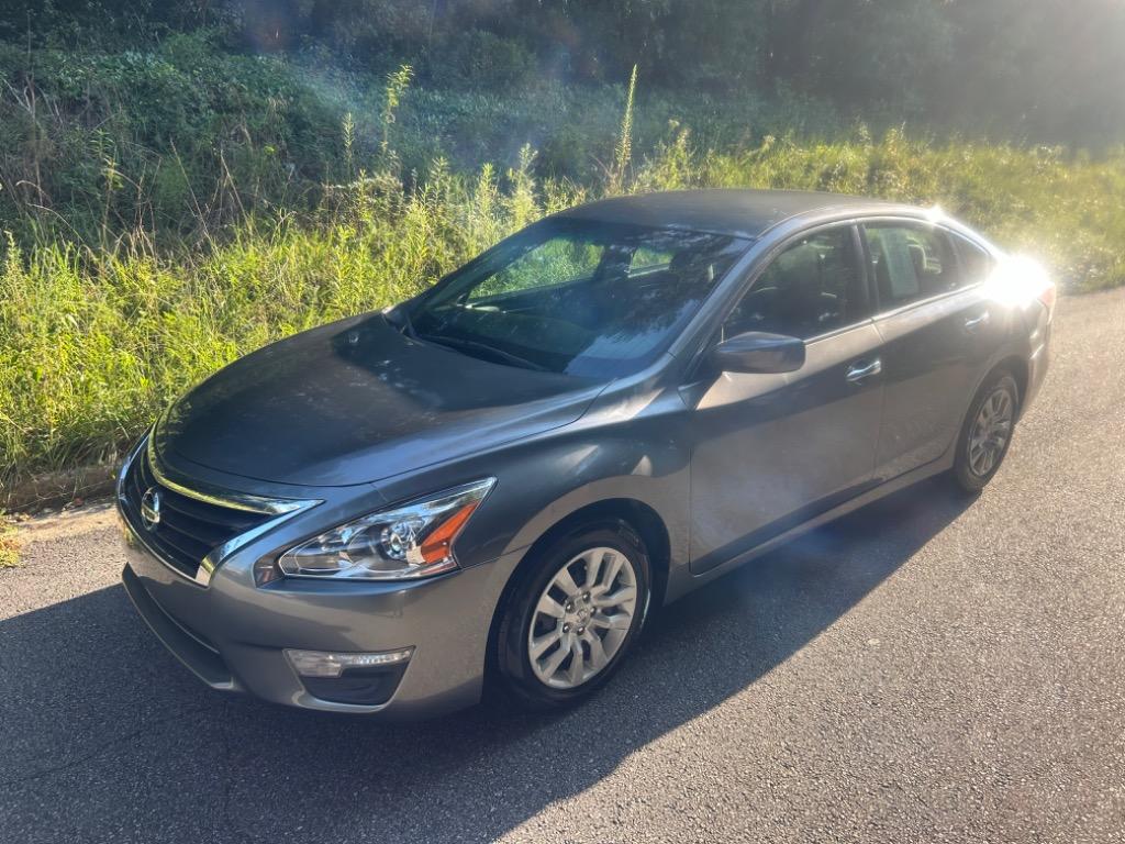 2014 Nissan Altima 2.5 photo