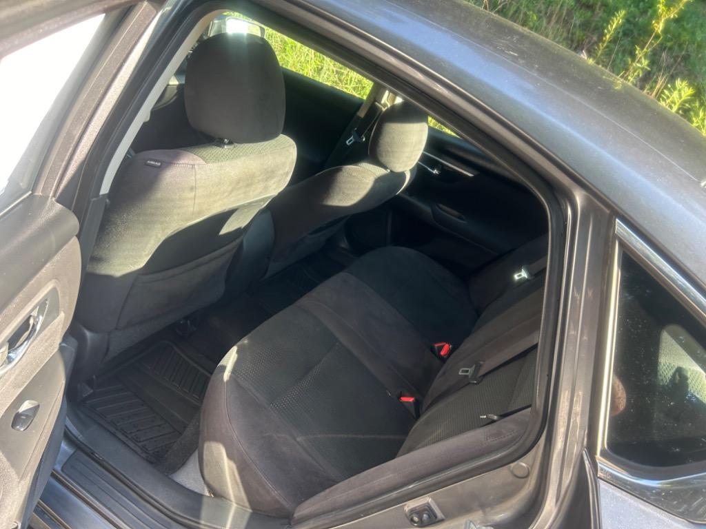 2014 Nissan Altima 2.5 photo