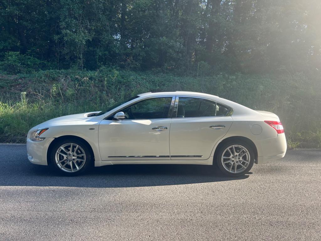 2009 Nissan Maxima