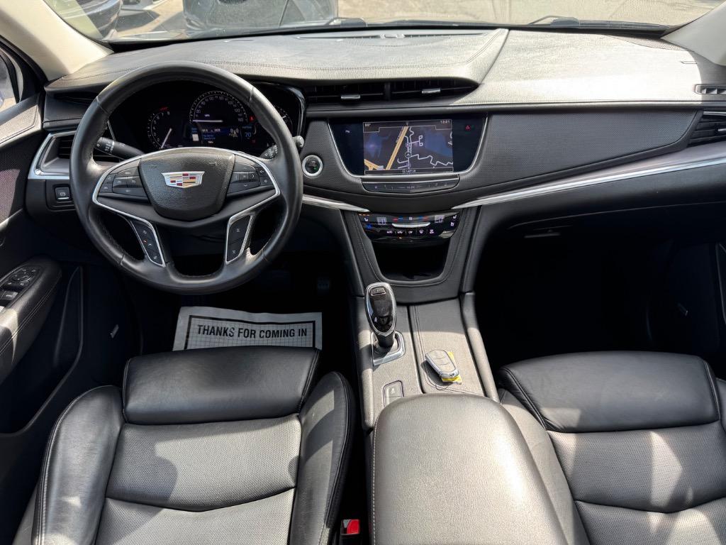 2017 Cadillac XT5 Premium Luxury photo