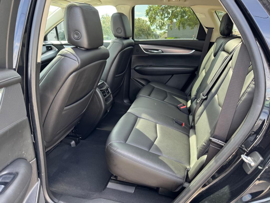 2017 Cadillac XT5 Premium Luxury photo