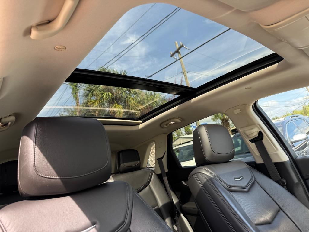 2017 Cadillac XT5 Premium Luxury photo