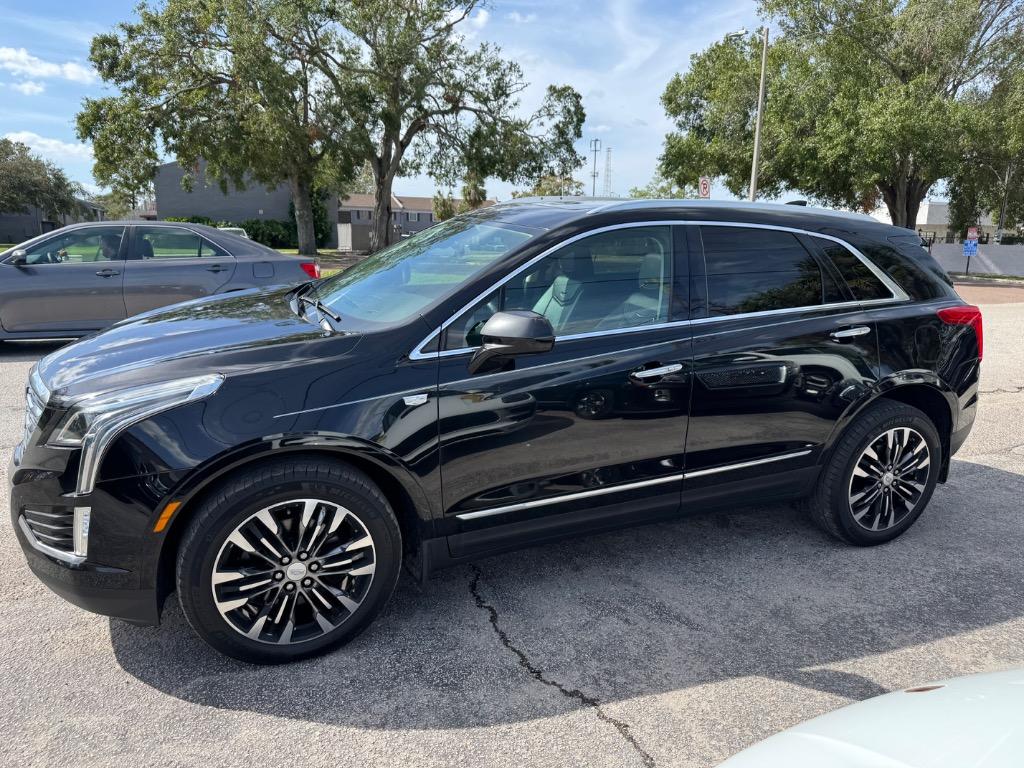 2017 Cadillac XT5 Premium Luxury photo