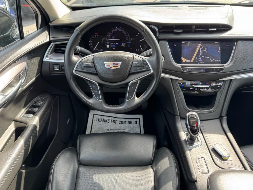 2017 Cadillac XT5 Premium Luxury photo