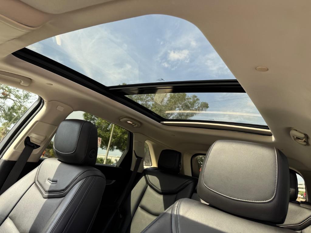 2017 Cadillac XT5 Premium Luxury photo