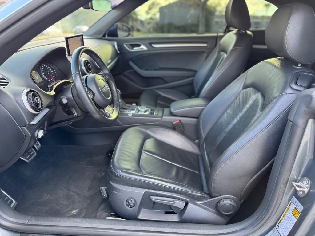 2016 Audi A3 Premium photo