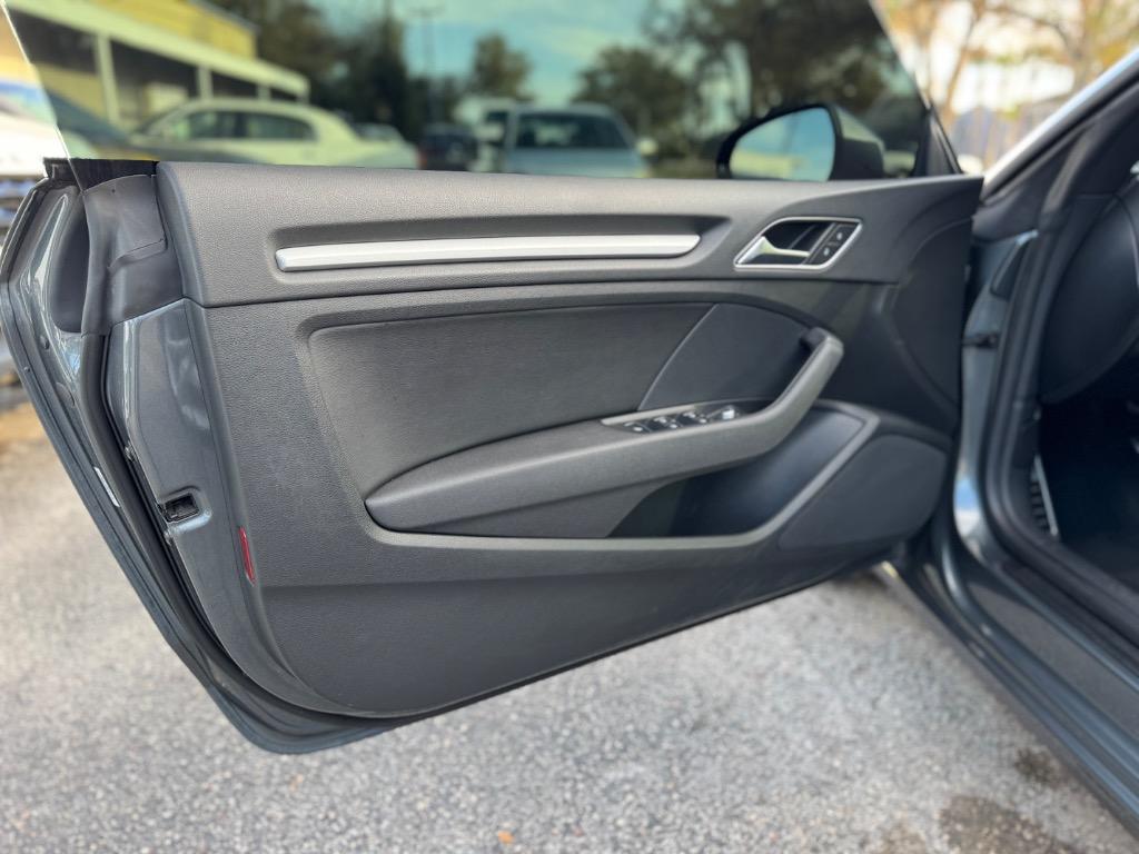 2016 Audi A3 Premium photo