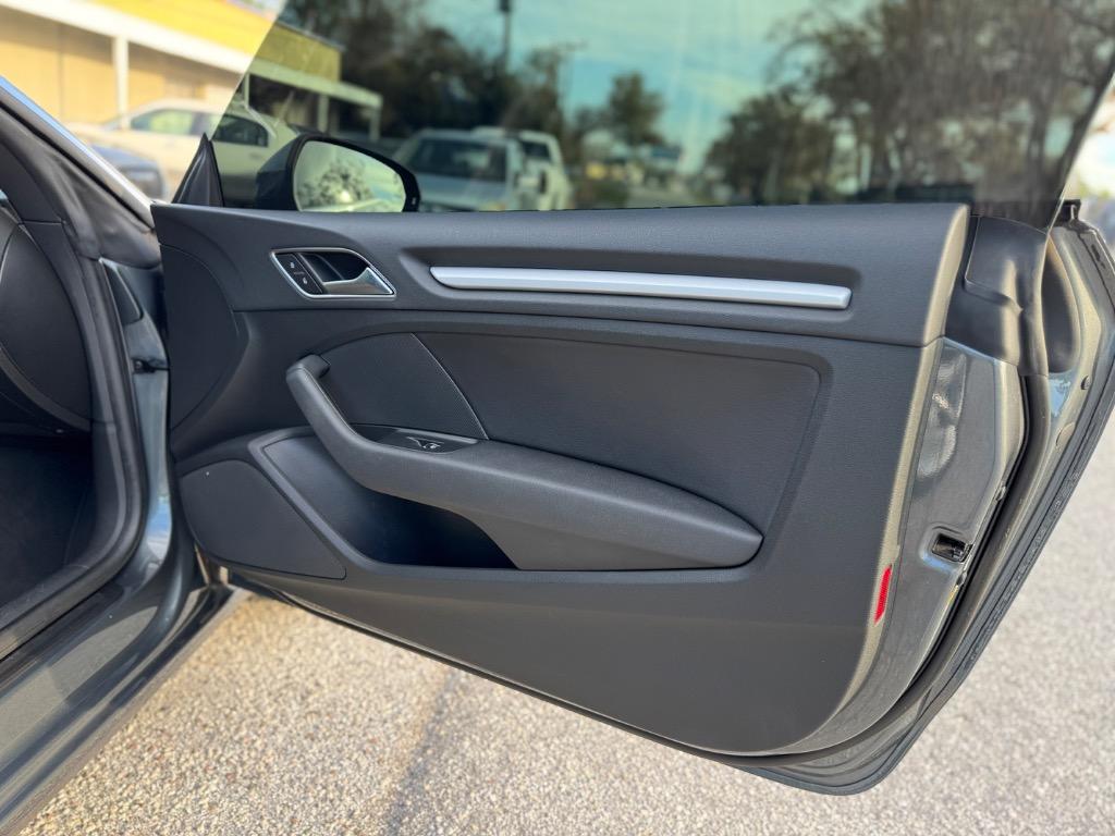 2016 Audi A3 Premium photo