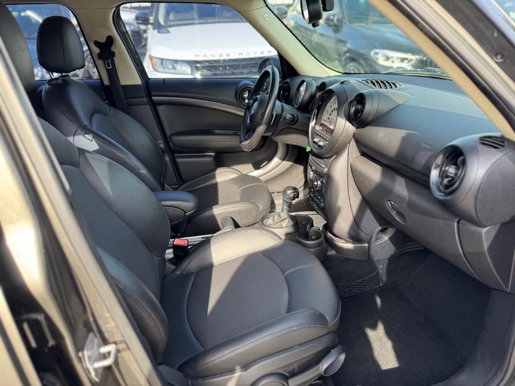 2013 MINI RDX S photo