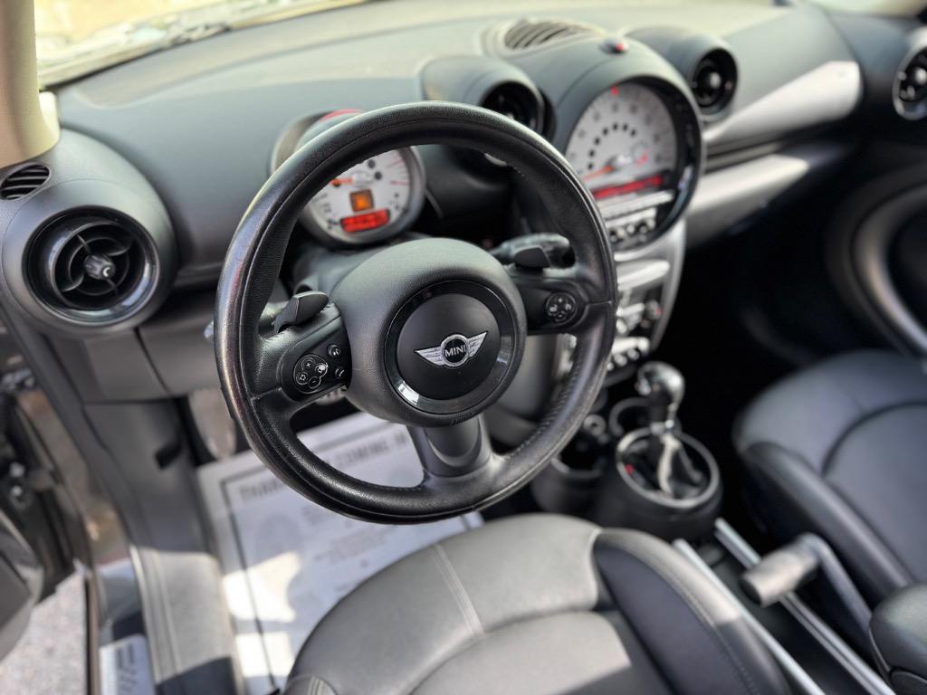 2013 MINI RDX S photo
