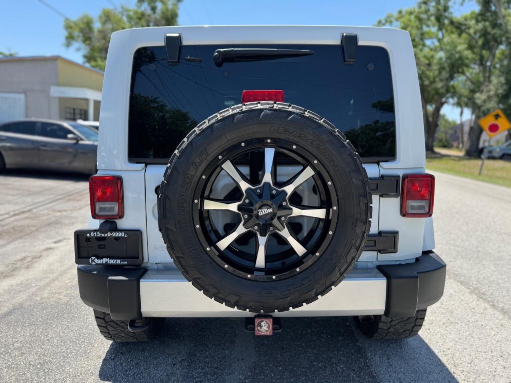 2017 Jeep Wrangler Unlimited Sahara photo