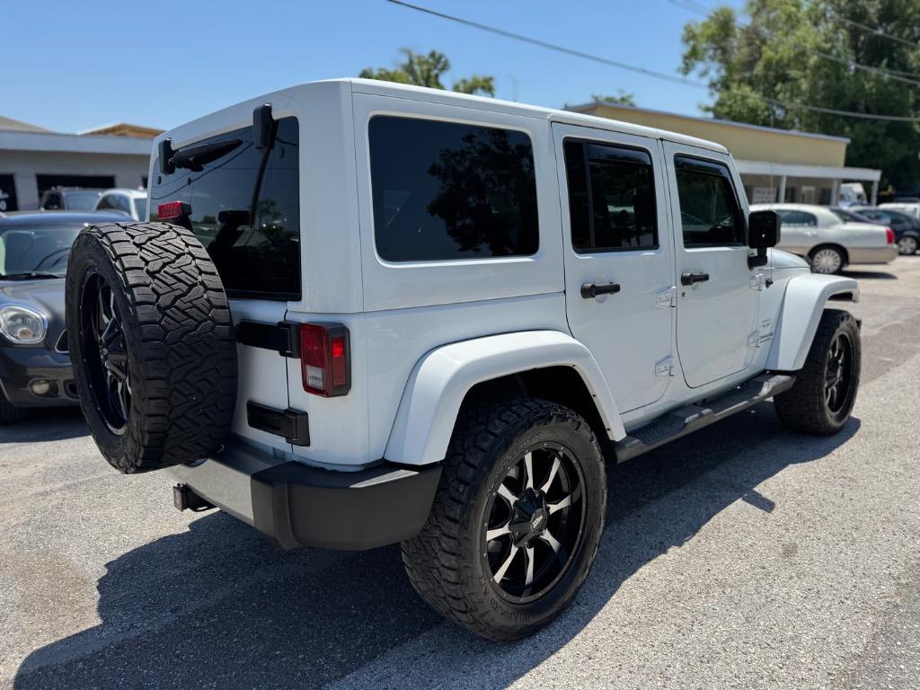 2017 Jeep Wrangler Unlimited Sahara photo