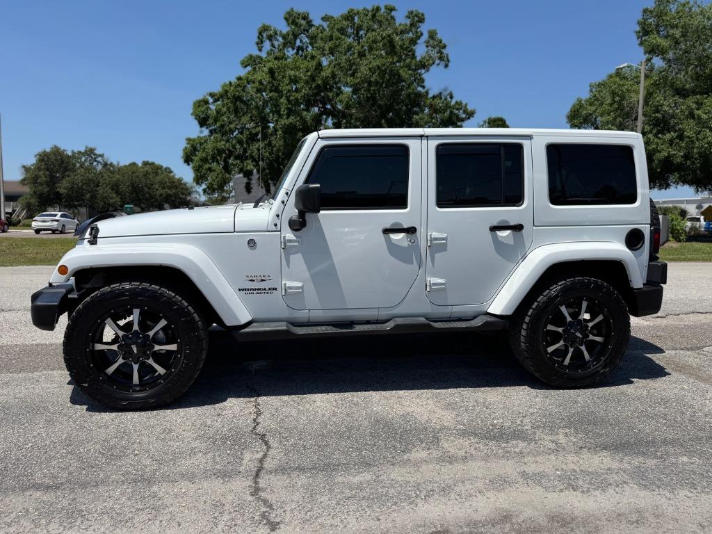 2017 Jeep Wrangler Unlimited Sahara photo