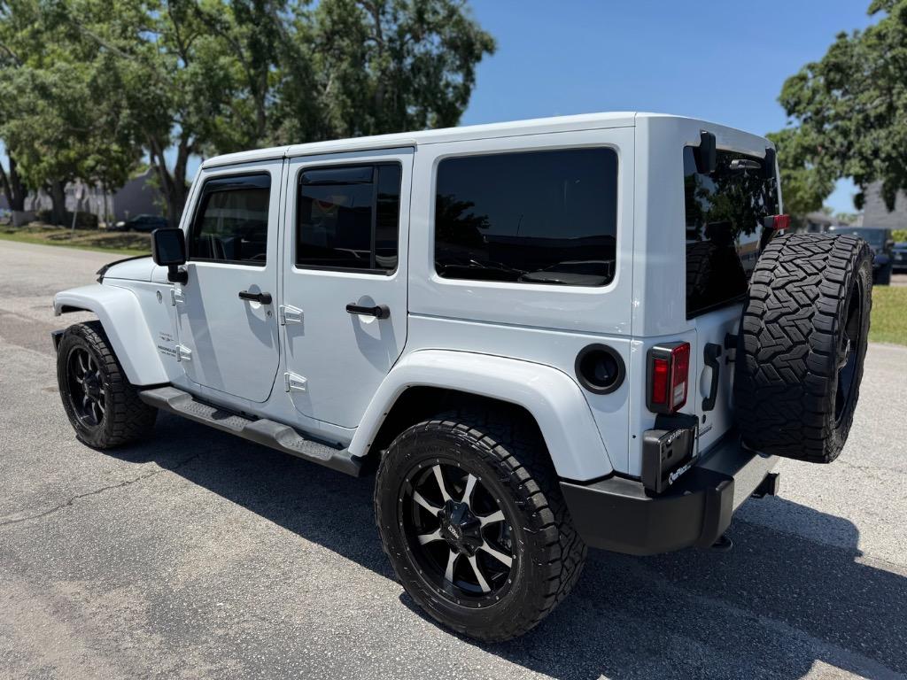 2017 Jeep Wrangler Unlimited Sahara photo