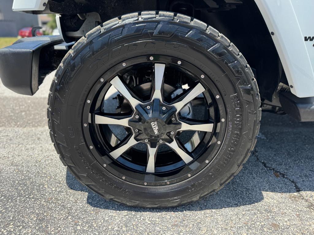 2017 Jeep Wrangler Unlimited Sahara photo