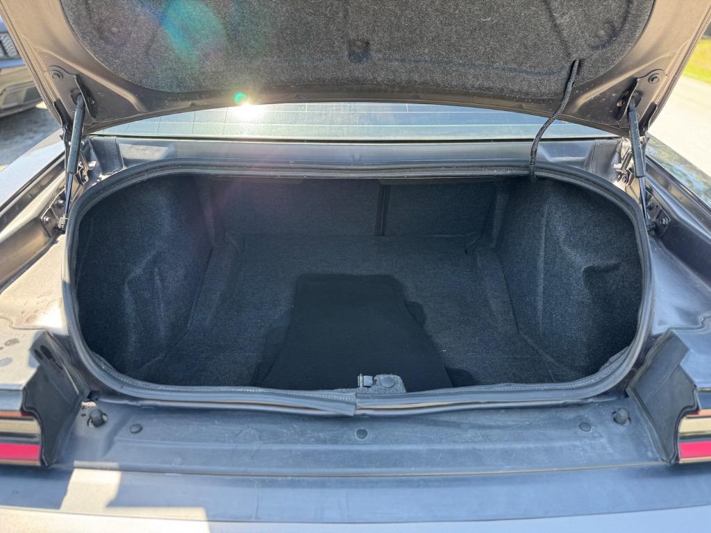 2021 Dodge Challenger SXT photo