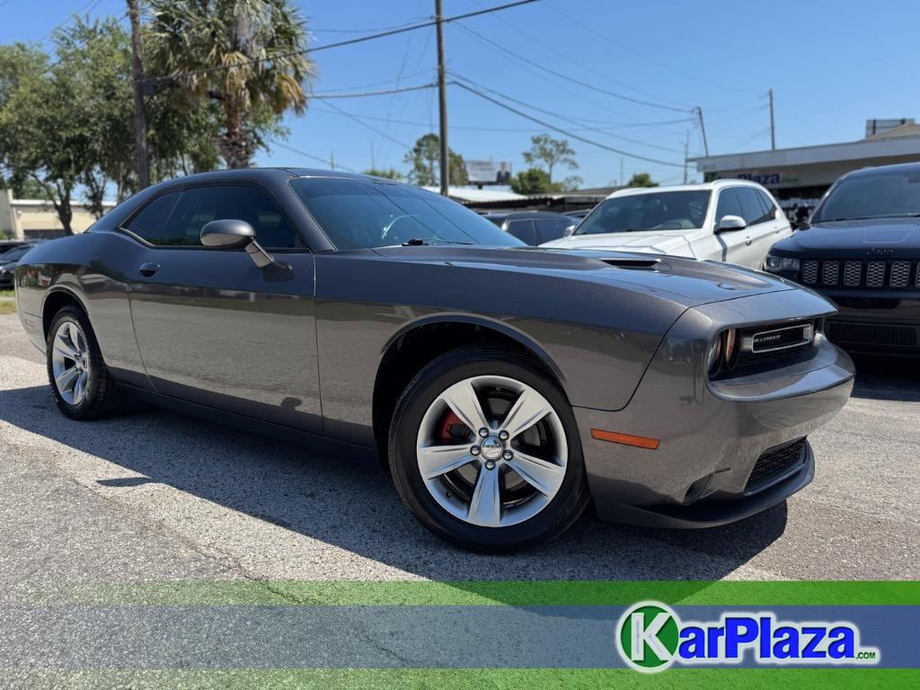 2021 Dodge Challenger SXT photo