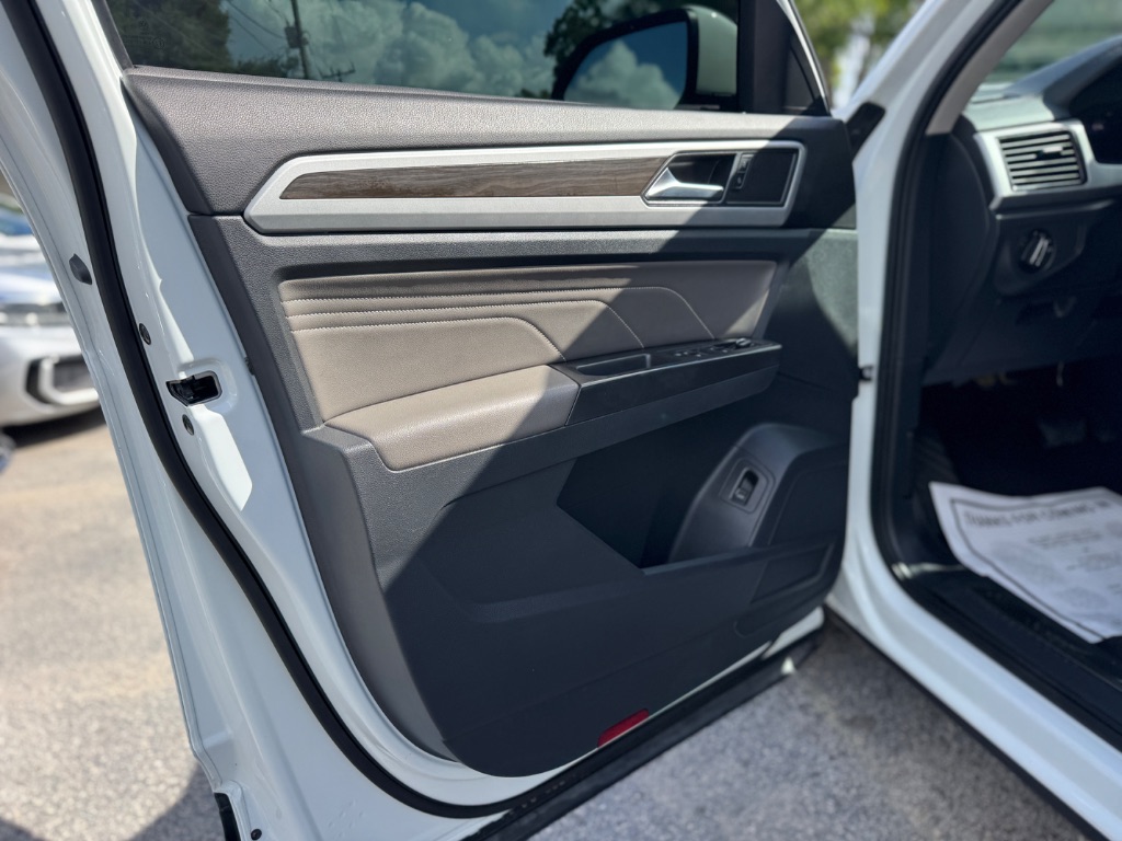 2022 Volkswagen Atlas - $18,998