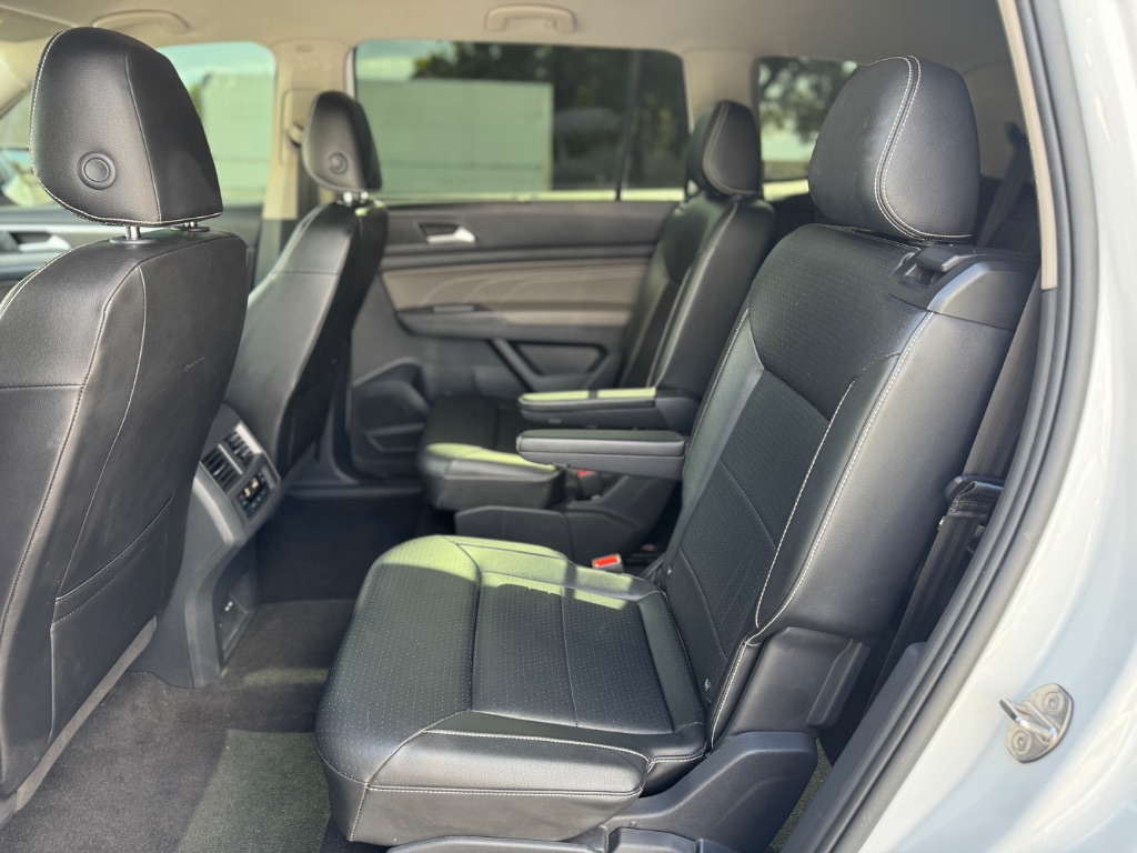 2022 Volkswagen Atlas - $18,998