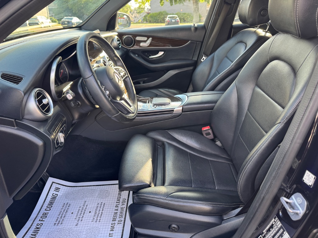 2020 Mercedes-Benz GLC - $14,998