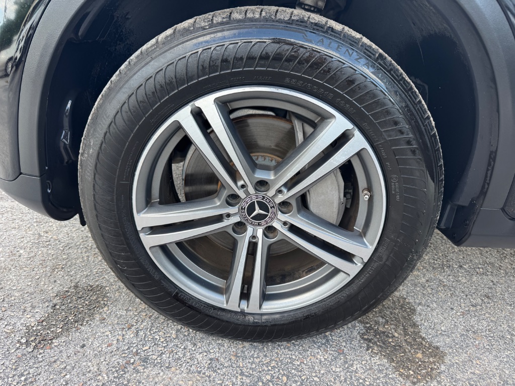 2020 Mercedes-Benz GLC - $14,998